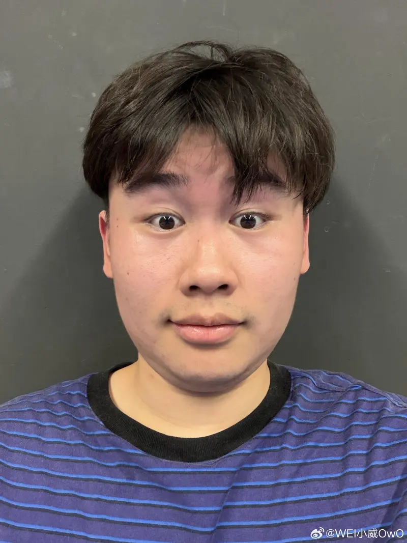 炸金花游戏下载-羽毛球、吃饭和猫咪,Wei分享日常和自拍照:🏸🍛🐈